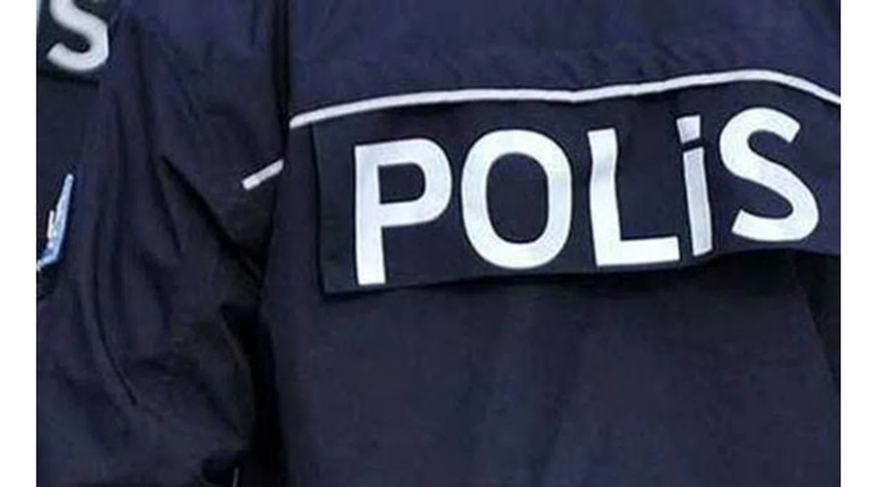 Bugünden İtibaren Polislere Başörtüsü Serbest