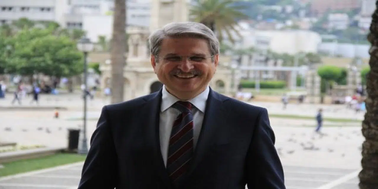 ÇIRAY "İZMİR SAĞLIK VE BİLİMİN BAŞKENTİ OLACAK"