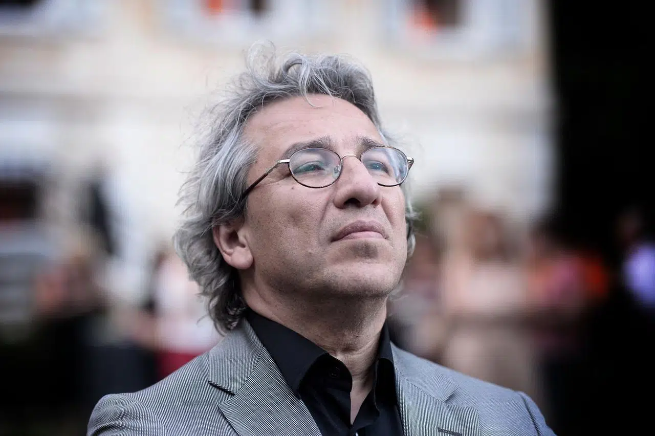 CAN DÜNDAR’A BASIN ÖZGÜRLÜĞÜ ÖDÜLÜ SİLİVRİ’DE VERİLECEK!...