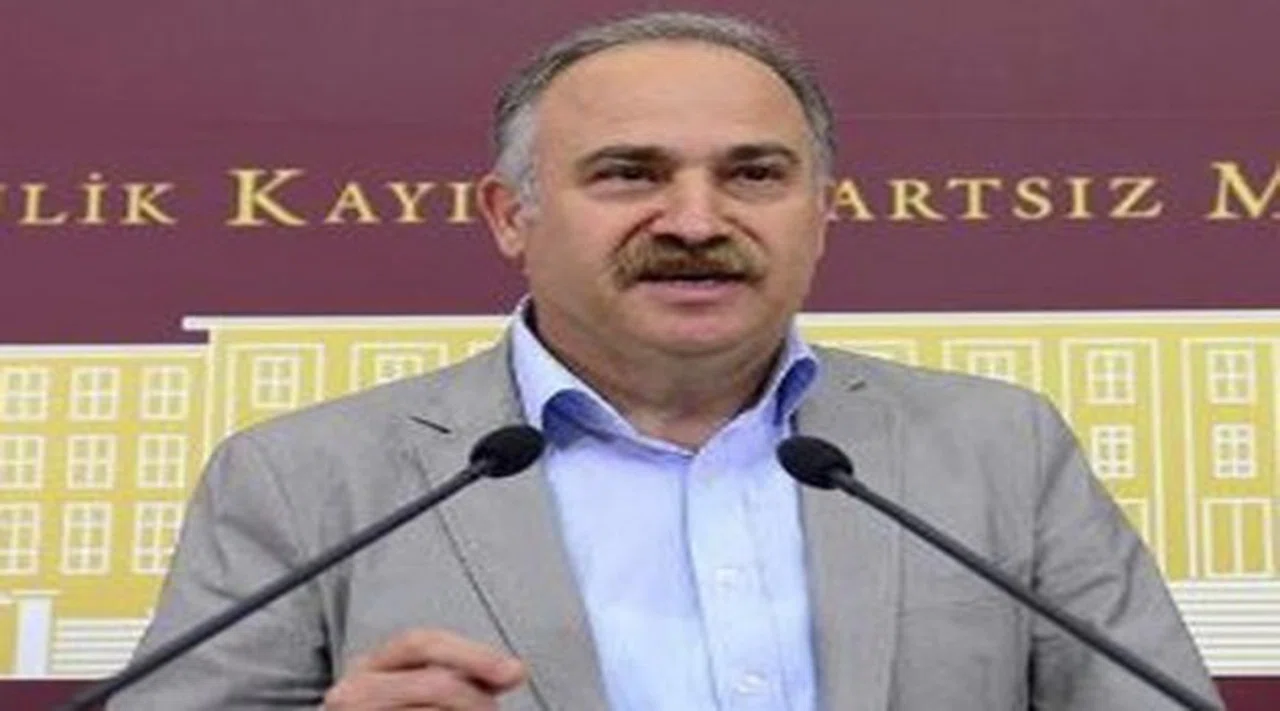 CHP, Çıkarılan KHK'ları Anayasa Mahkemesi'ne Götürecek
