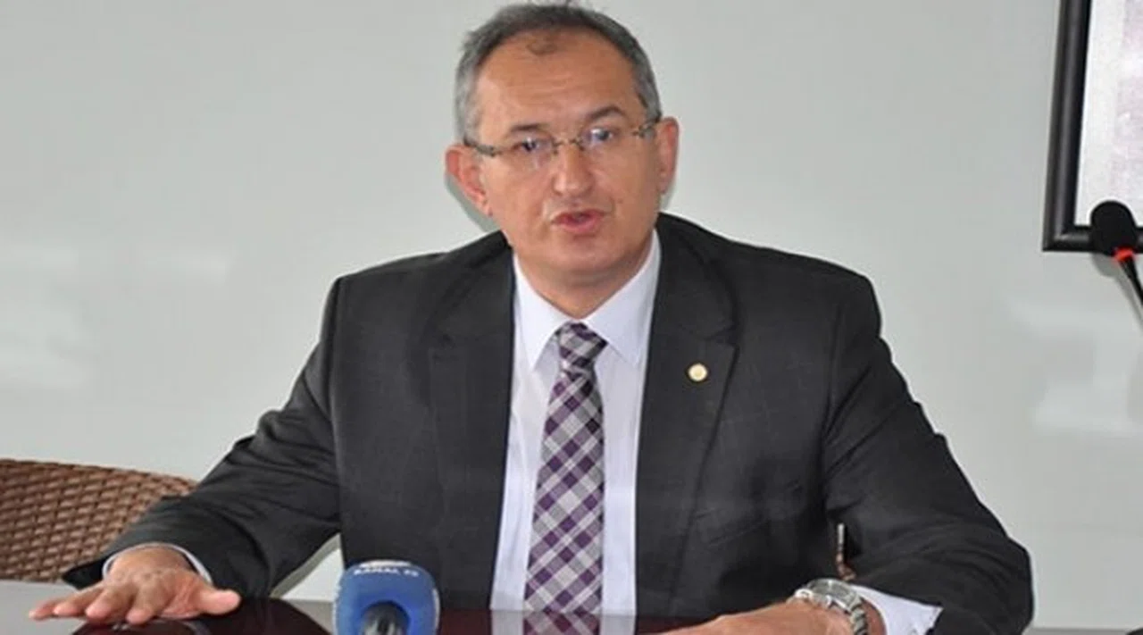 CHP’li Sertel: Dar Gelirlinin Okuma Hakkı Gasp Ediliyor