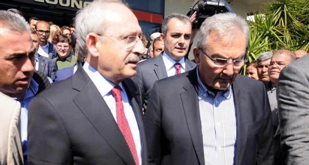 CHP'DEN AK PARTİ'YE: 3 BAKANLIK VE DÖNÜŞÜMLÜ BAŞKANLIK ŞARTI