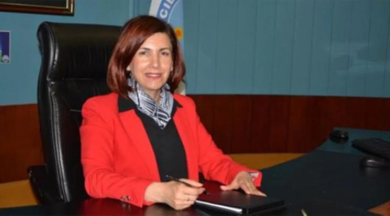 CHP'li Avcılar Belediye Başkanı Benli'nin aracına silahlı saldırı