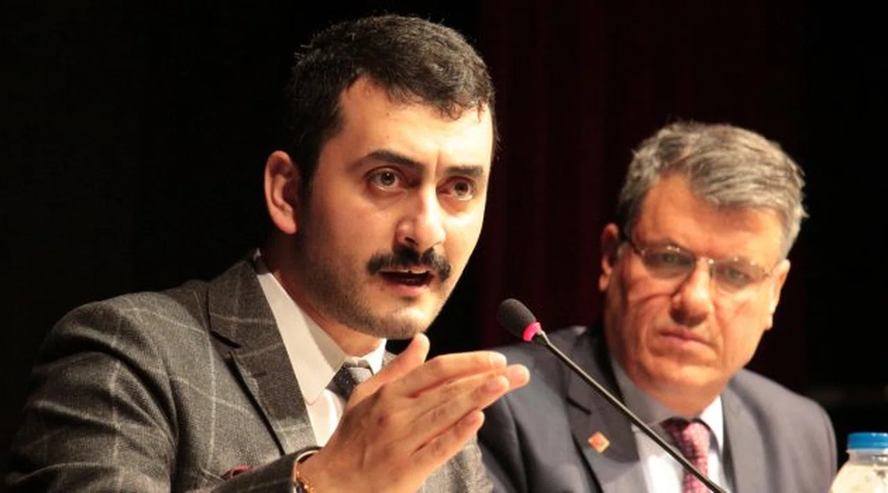 CHP'li vekil Twitter adresinden bildirdi: ''Alıkonuldum''