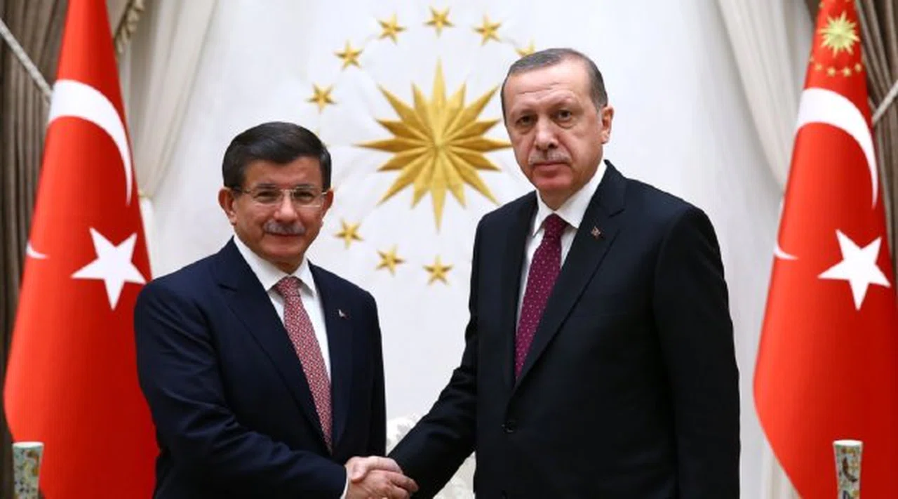 Cumhurbaşkanlığı Sarayı Görüşmesinden Olağanüstü Kongre Çıktı