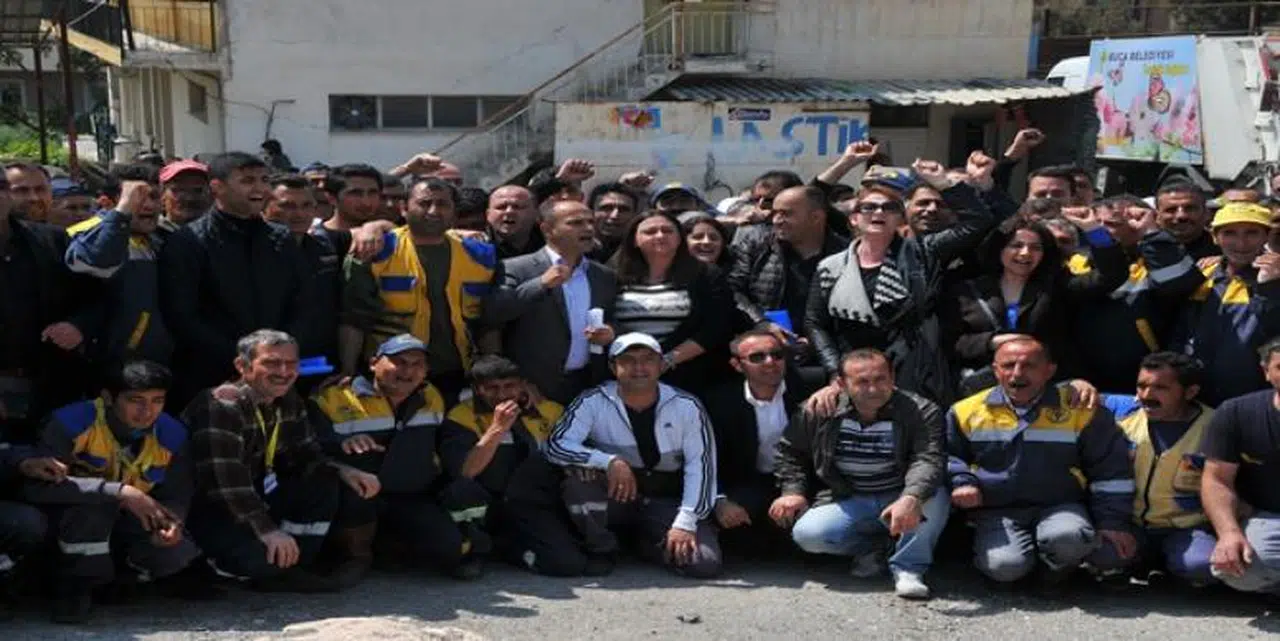 TAŞERON İŞÇİLERDEN PİRİŞTİNA’YA ‘SENDİKA’ TEŞEKKÜRÜ
