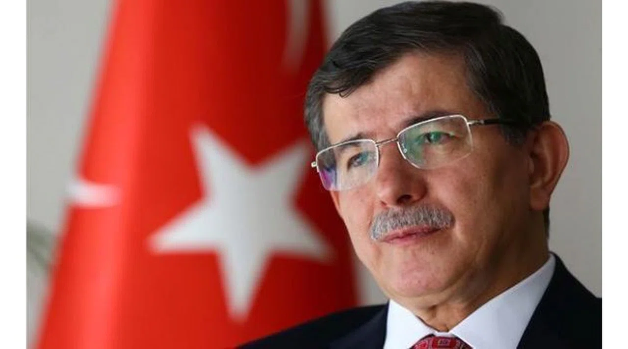 Davutoğlu: O sapık gün yüzü görmeyecek