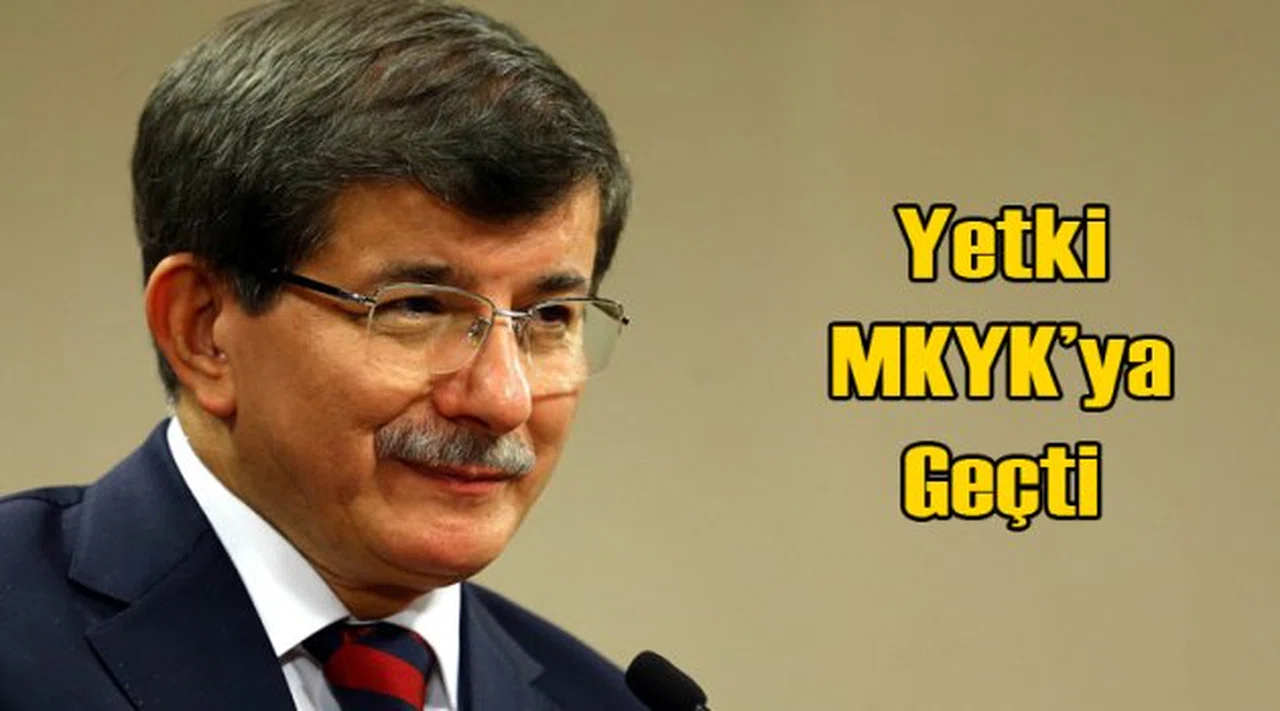 Davutoğlu'na MKYK Darbesi; Teşkilatların sorumluluğu alındı!