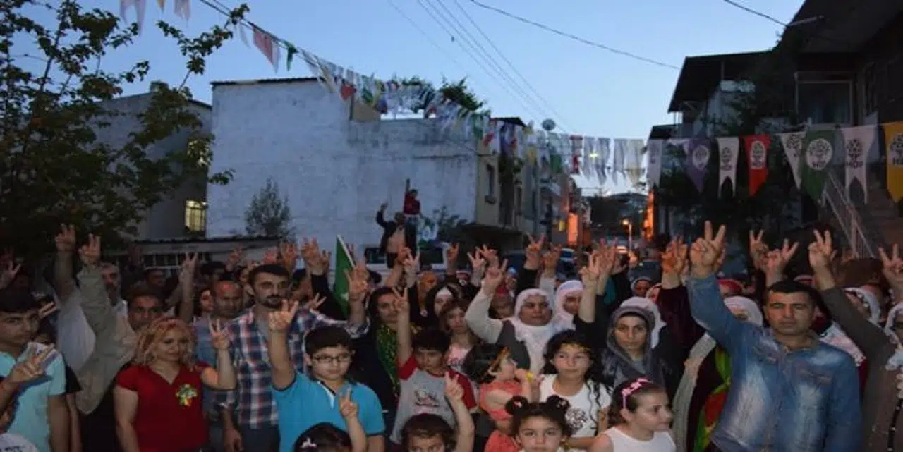 AĞAOĞLU: HDP’DE TÜM HALKLAR VE EZİLENLER BİR ARAYA GELDİK