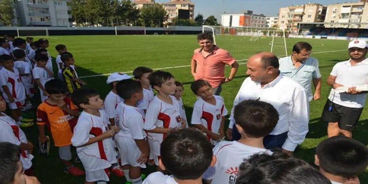 YAZ SPOR OKULLARINDA MUTLU SON