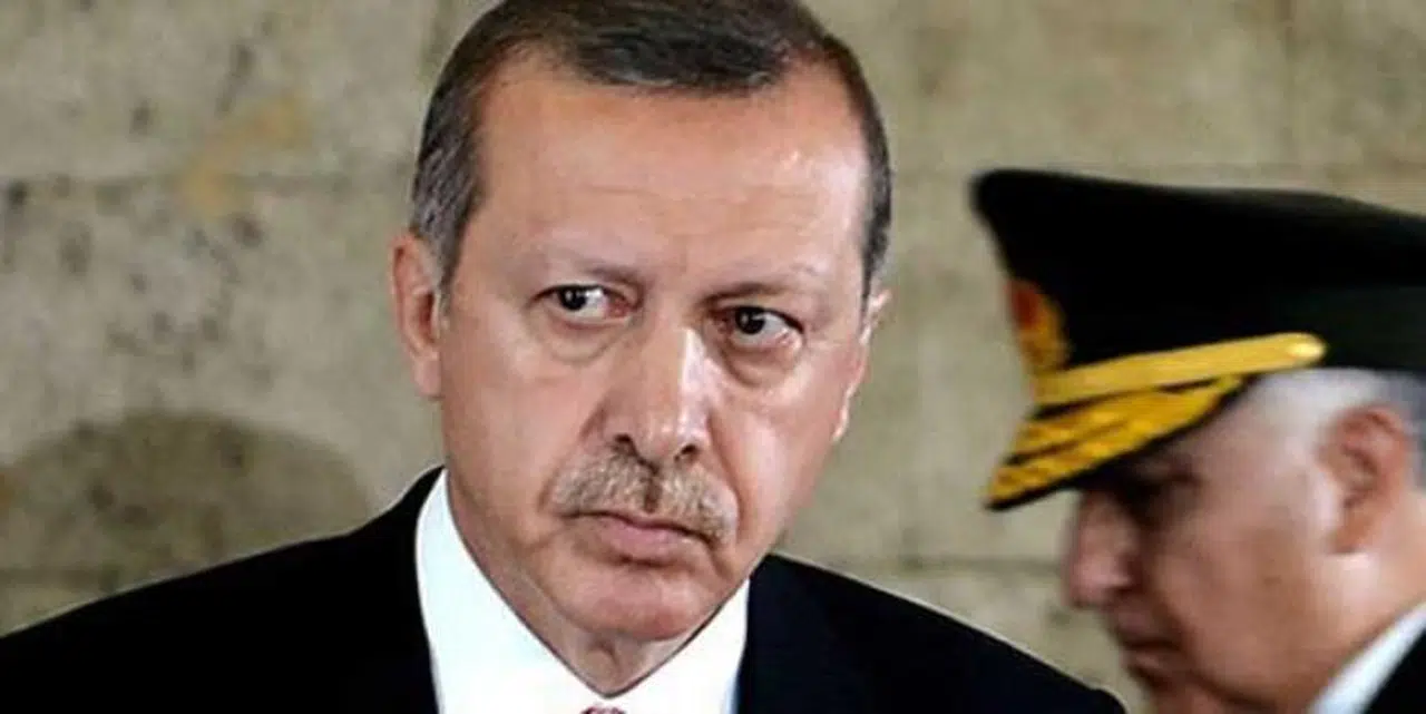 ERDOĞAN OTURDUKLARI SANDALYENİN SORUMLUKLARINA VARSINLAR