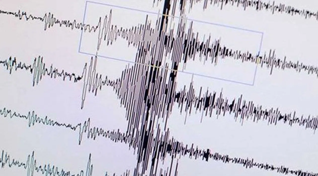 Ege Denizi'nde 5.1 Şiddetinde Deprem
