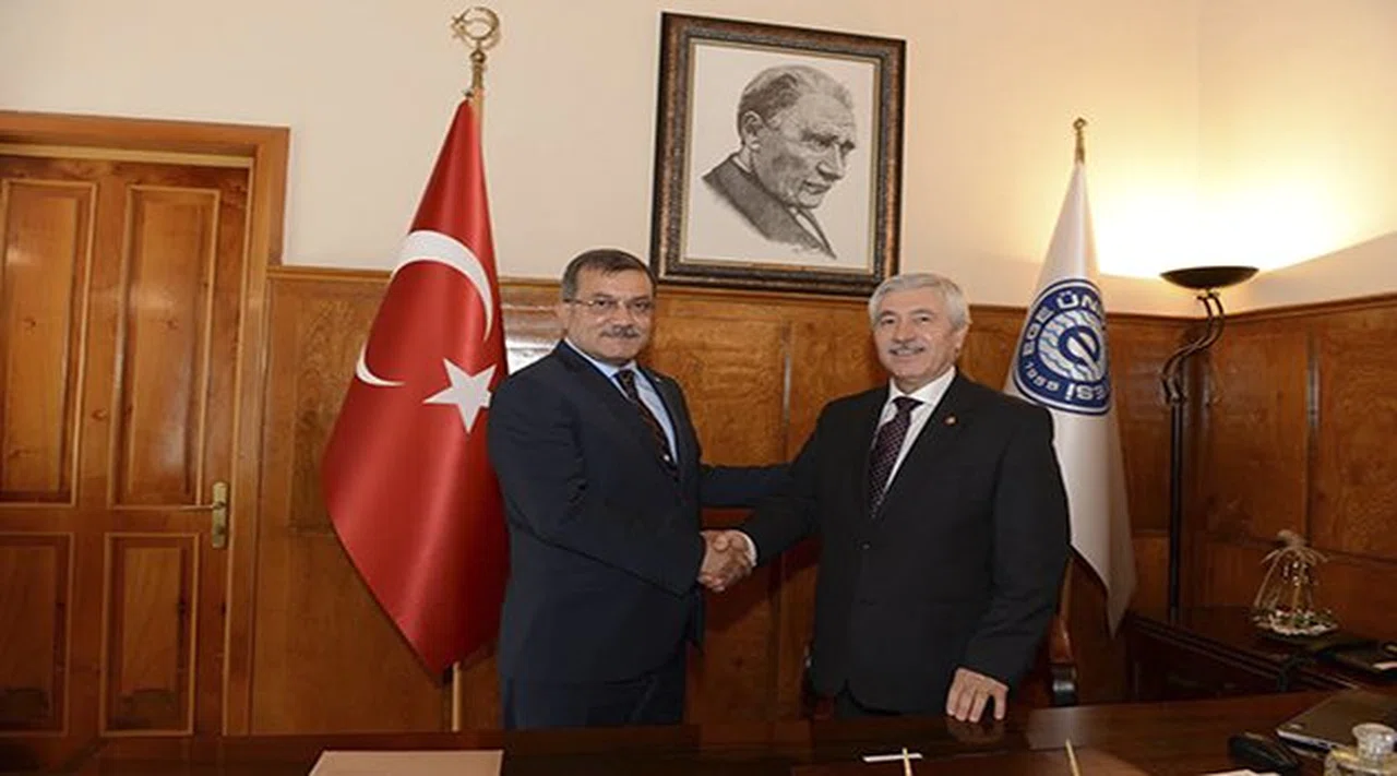 Emniyet Müdürü Rektör Hoşcoşkunu Ziyaret Etti