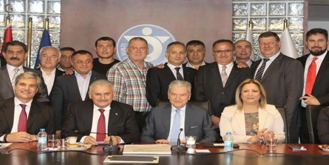 BİNALİ YILDIRIM “ İZMİR GELECEĞİNİ ARAMALI”