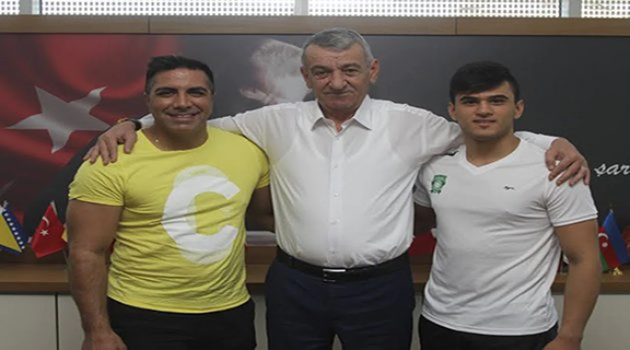 Gaziemir’in Altın Yumruğu