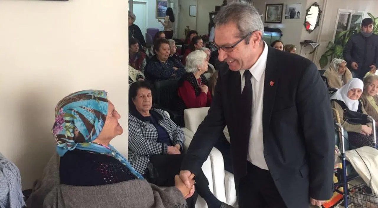 CHP KARABAĞLAR İLÇE ÖRGÜTÜ'NDEN ''AHDE VEFA''