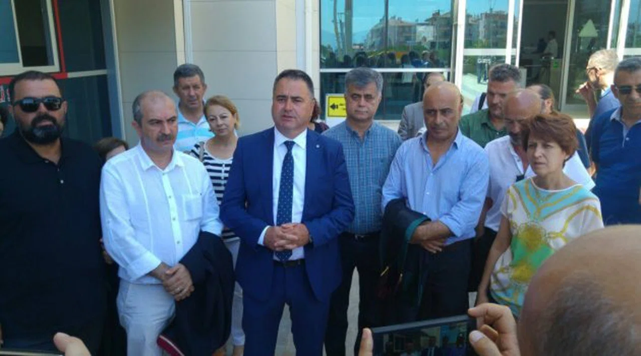 İzmir Barosu Meslektaşına Sahip Çıktı