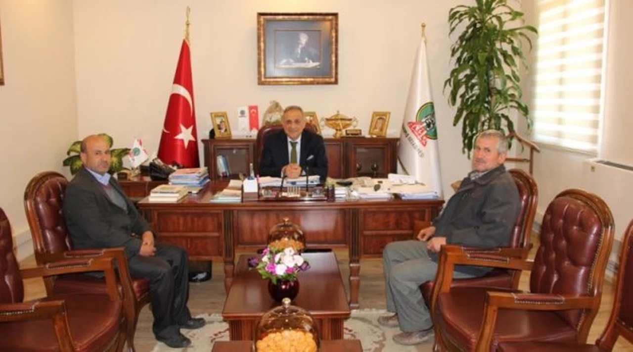 İzmir ilini Bülbüller Mahallesi Muhtarı temsil edecek