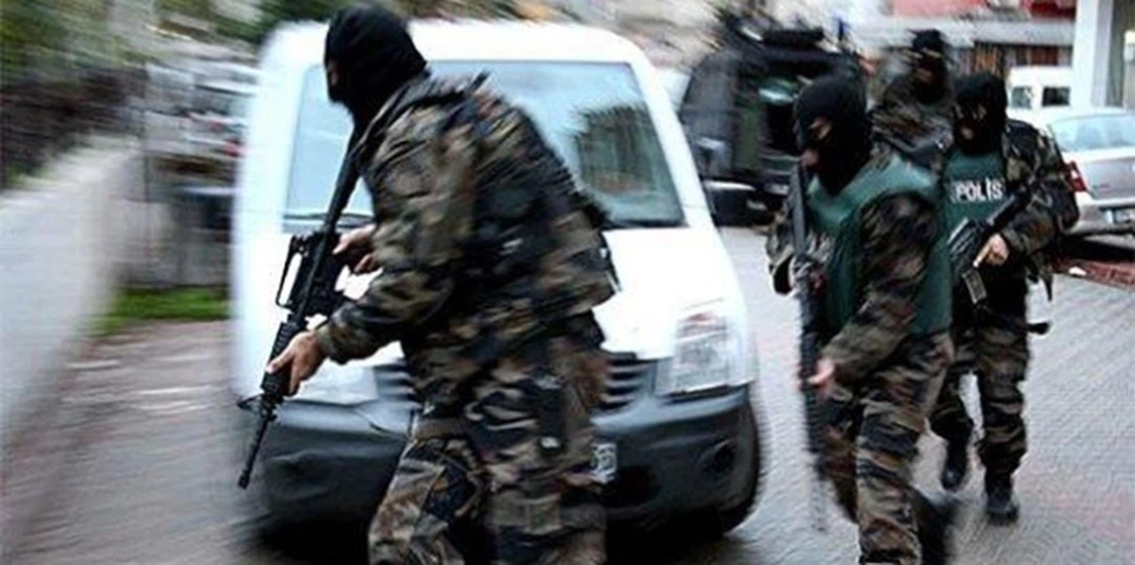 İzmir'de yakalanan IŞİD üyeleri yine AKP'li çıktı