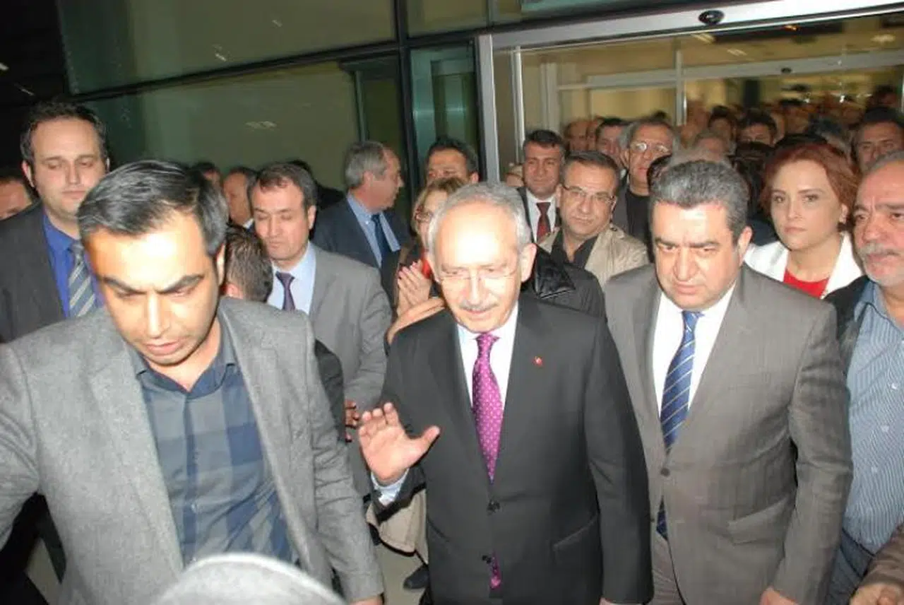 ÖN SEÇİM ADAYI KILIÇDAROĞLU İZMİR'E GELDİ!