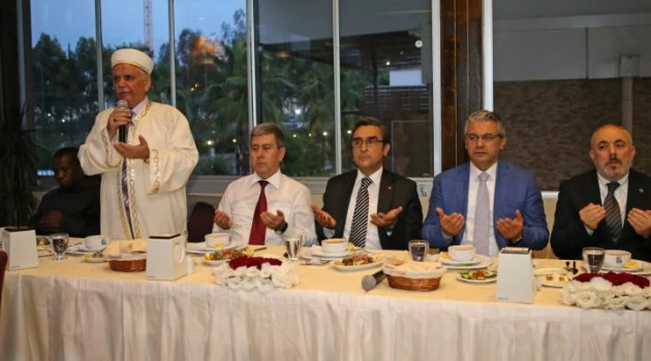 Karşıyaka’da hoşgörü sofrası