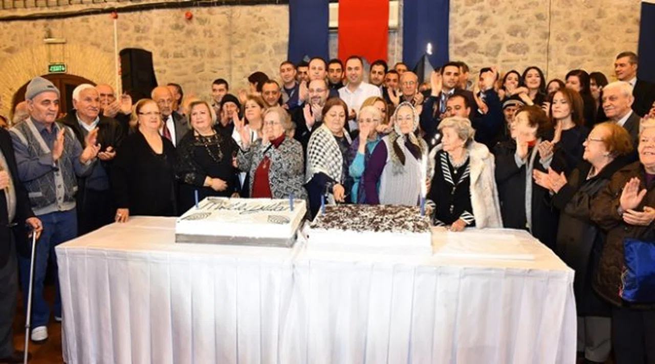 Kocaoğlu: Başımızın Tacısınız