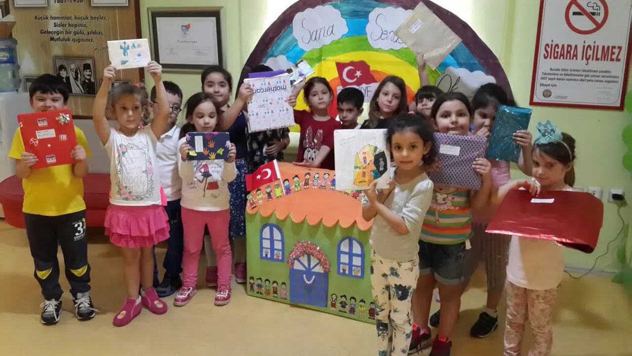 Küçük Şeyler’in “Kitap Hediye Günü” heyecanı!..