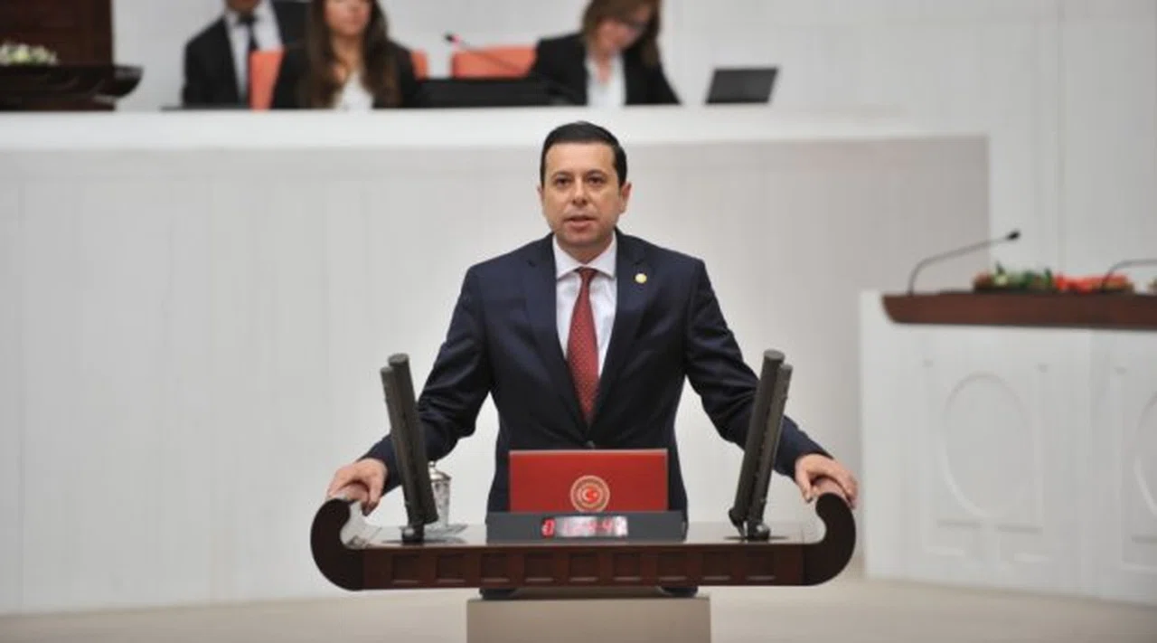 ''Millet ve devlet düşmanlığından vazgeçin''