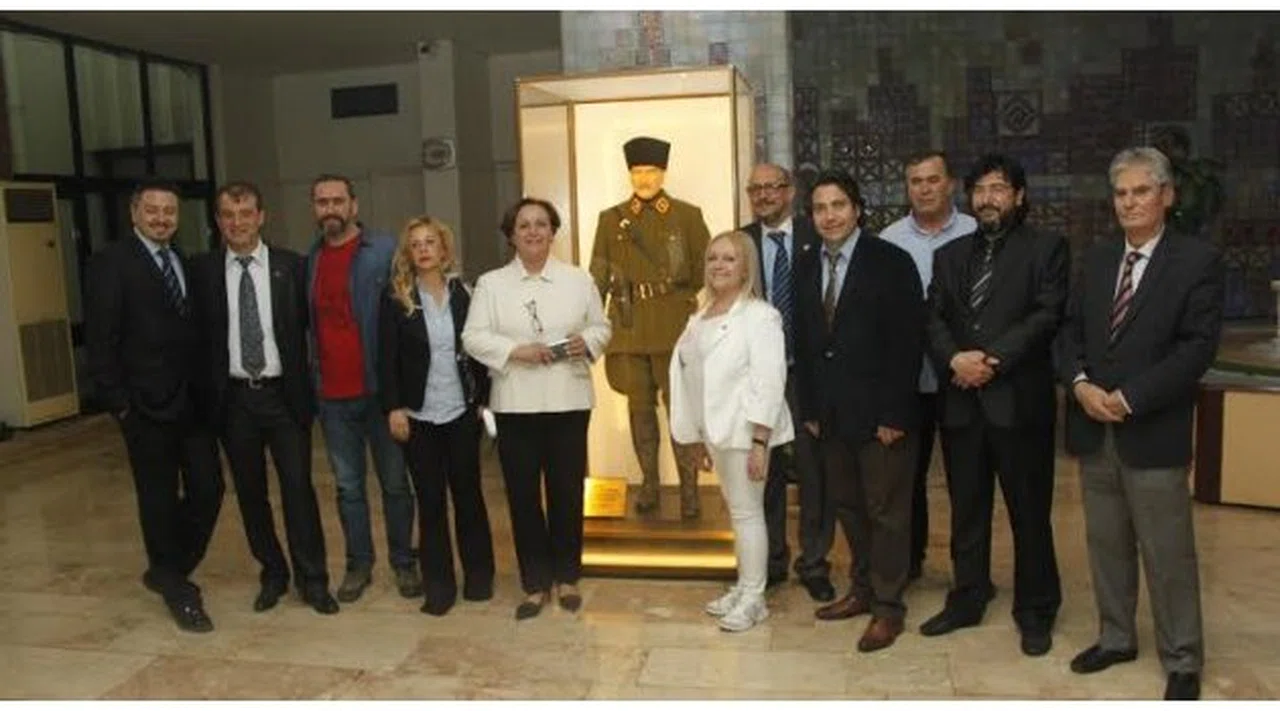 Misket Dikmen yeniden başkan