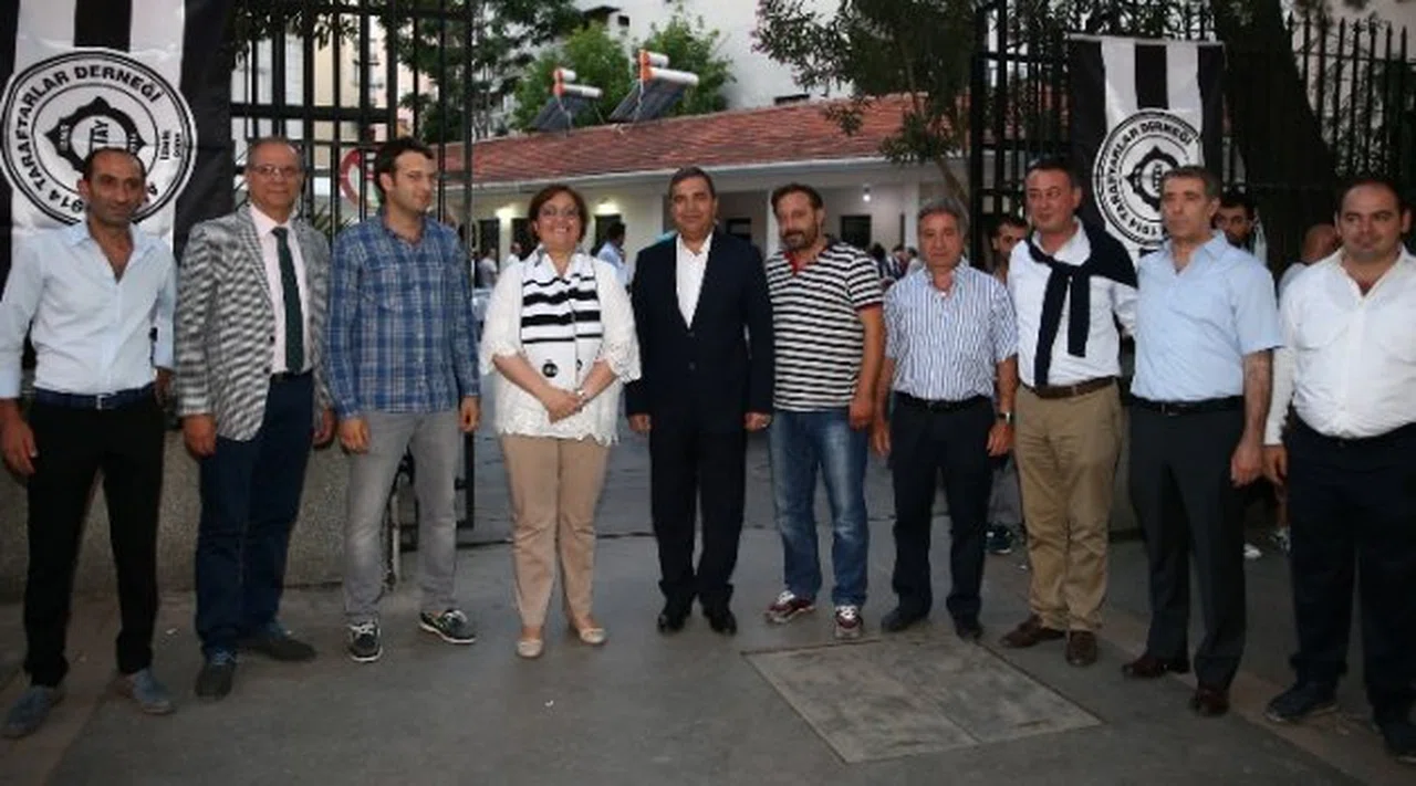 Pekdaş, Altaylılarla İftarda Buluştu