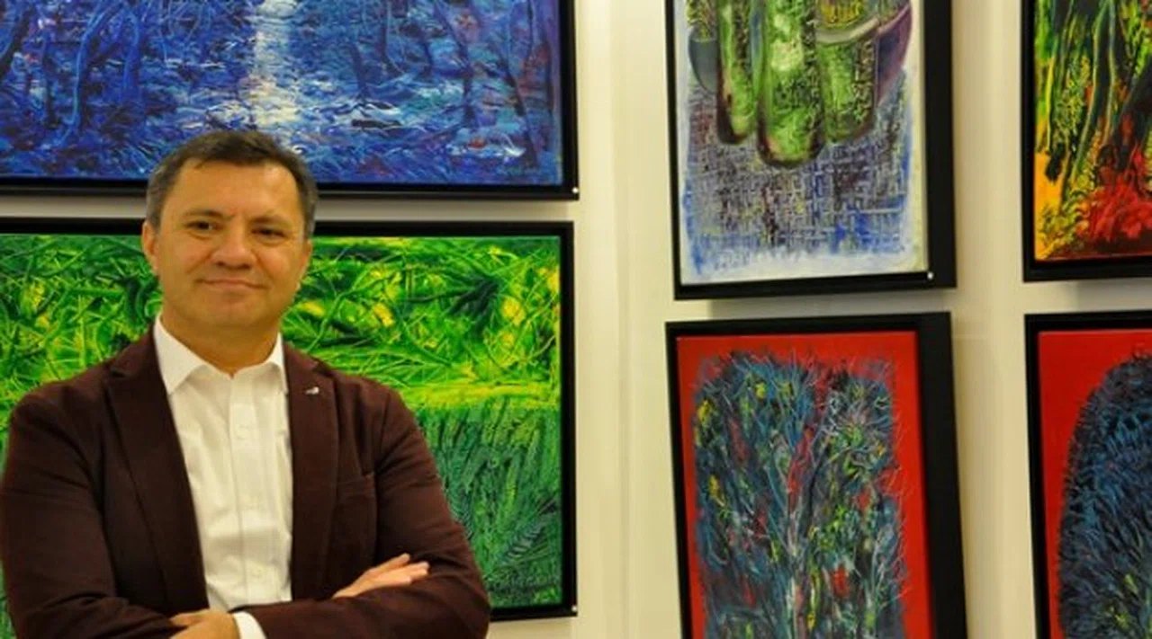 Ressam Akın Ekici'nin ‘Yansıma’sı İzmir'i Büyüledi