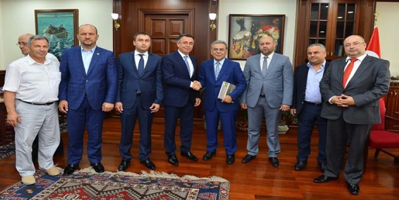 KOMŞU ZİYARETİ