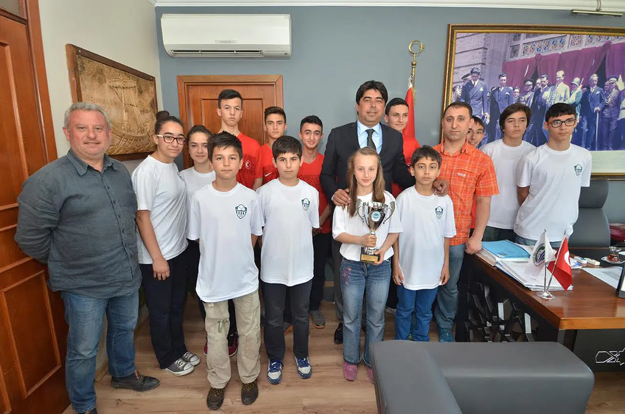 ŞAMPİYONLAR BAŞKANI ZİYARET ETTİ