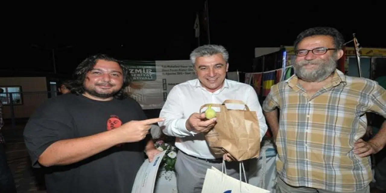GÜZELBAHÇE’DE EDEBİYAT BULUŞMASI