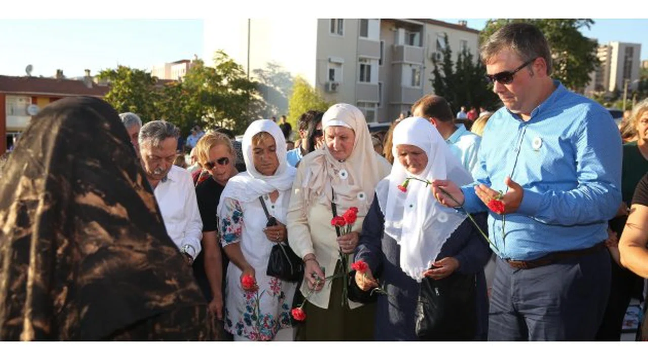 Srebrenitsa anneleri Buca’da