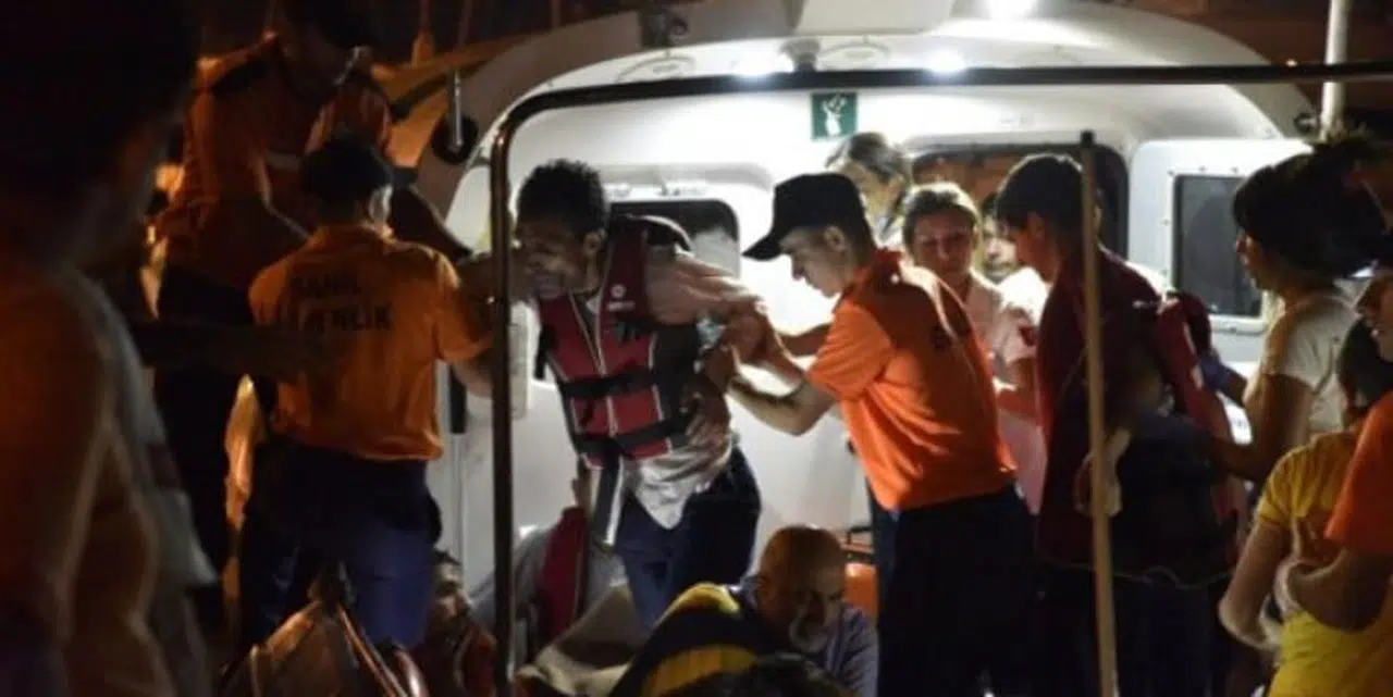BODRUM'DA TEKNE BATTI 6 KİŞİ ÖLDÜ
