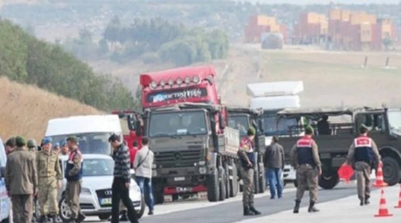 Tutuklu Savcıların Avukatı Gözaltına Alındı