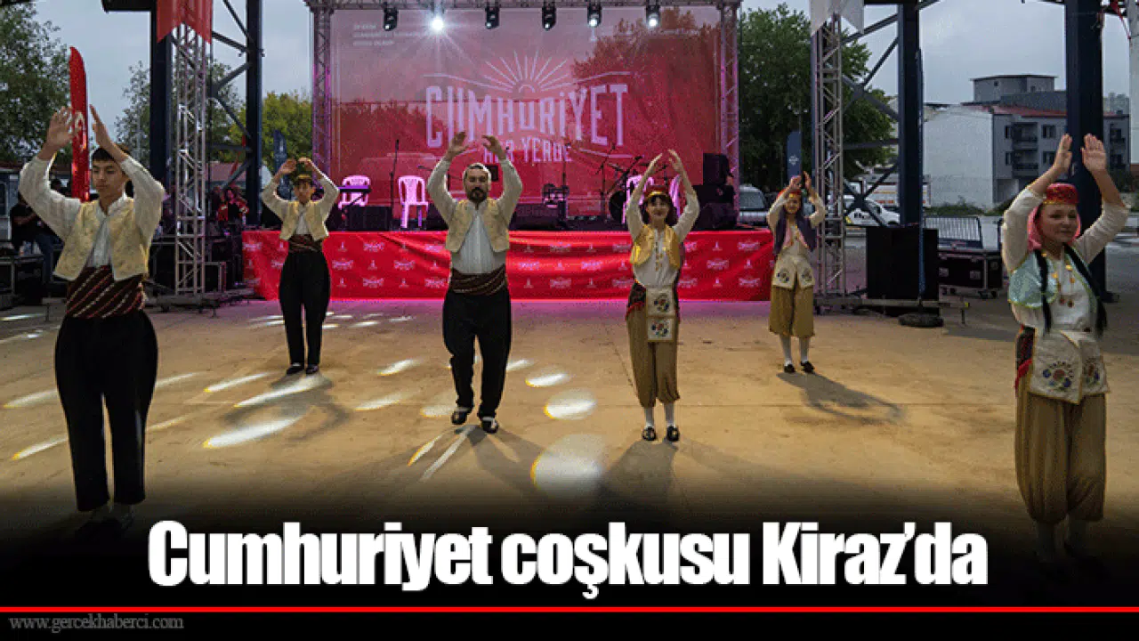 Cumhuriyet coşkusu Kiraz’da