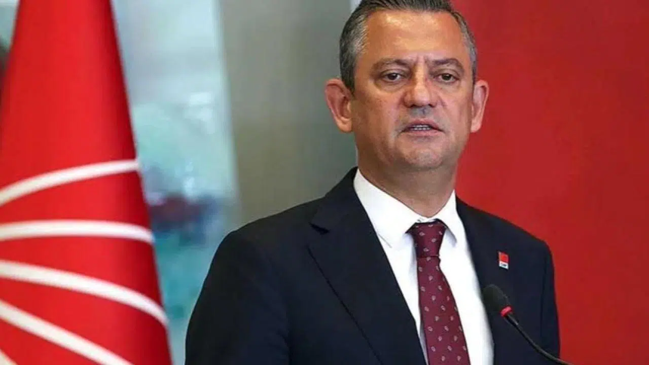 Özgür Özel'den eski genel başkanlara telefon