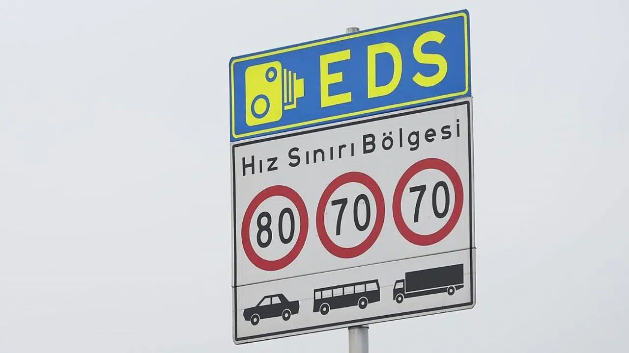 Sürücüler dikkat: 33 bine yakın levha kara yollarından kaldırıldı