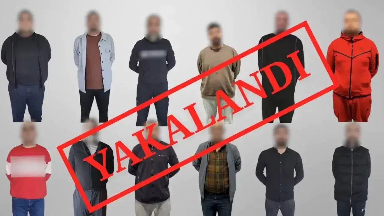 Kırmızı bültenle aranan 12 kişi Türkiye'ye getirildi