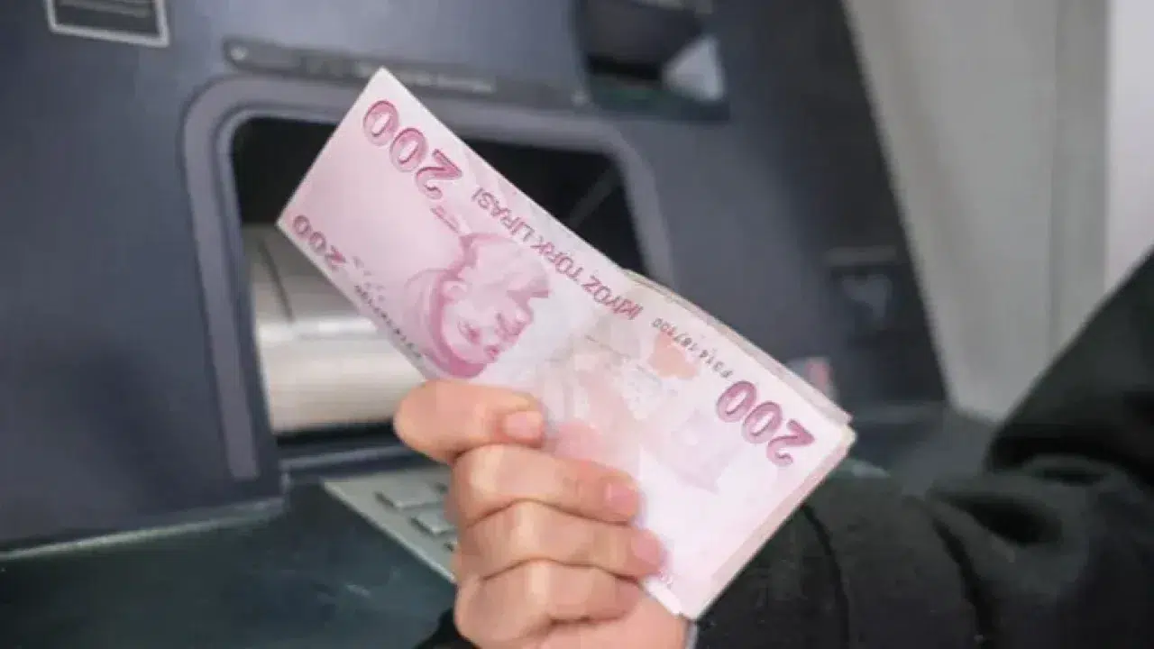 Türk-İş: Asgari ücret masasında yokuz