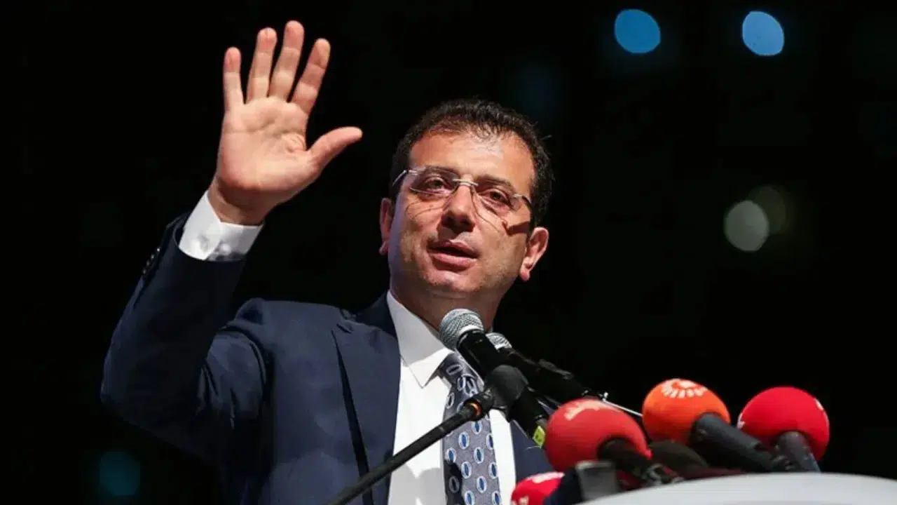 İmamoğlu'nun adaylığını etkileyecek dava öncesi Silivri karıştı! Jandarma barikat kurdu, TOMA müdahaleye başladı