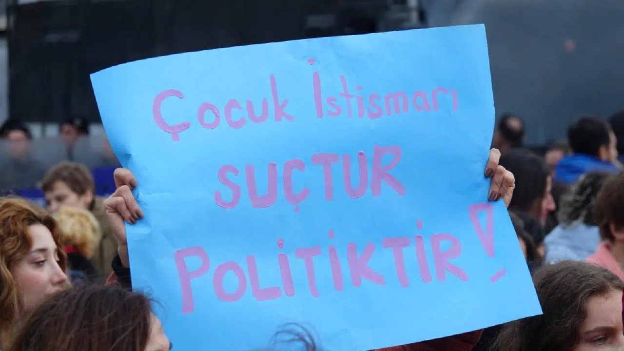 TBMM'deki stajyerlere istismar skandalında ilk duruşma: Mağdur öğrenci, durumu Meclis'e bildirdiklerini ve "Başınız yanar" dendiğini aktardı