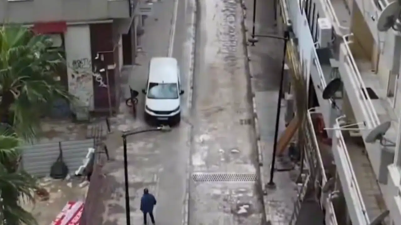 AK Parti Genel Başkan Yardımcısı Demir'den İzmir tepkisi