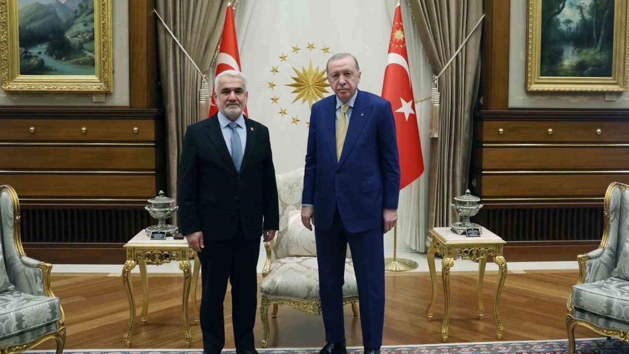 Cumhurbaşkanı Erdoğan, HÜDA PAR Genel Başkanı Yapıcıoğlu’nu kabul etti