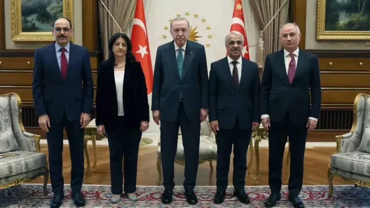 DEM Parti'den Erdoğan görüşmesi sonrası açıklama: Sürecin kararlılıkla sürdürüleceğine dair ortak irade bir kez daha teyit edildi