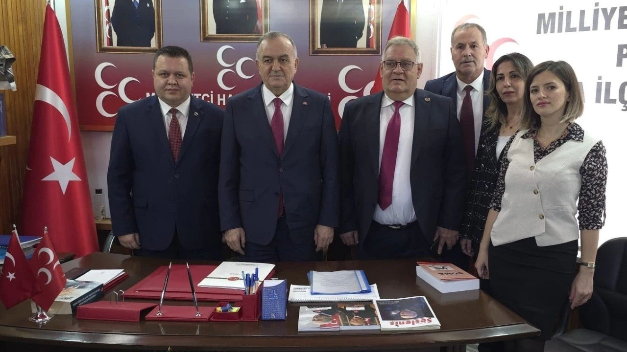 MHP’li Akçay: "CHP cinnet geçiriyor"