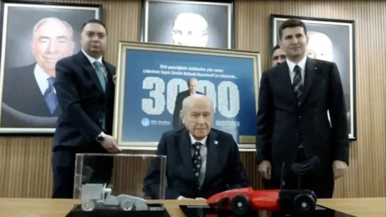 Bahçeli, Ülkü Ocakları'nın yarış arabalarına 'Göktay' ismini verdi: Garajda 19 tane orijinal araba var, alayını silip attınız