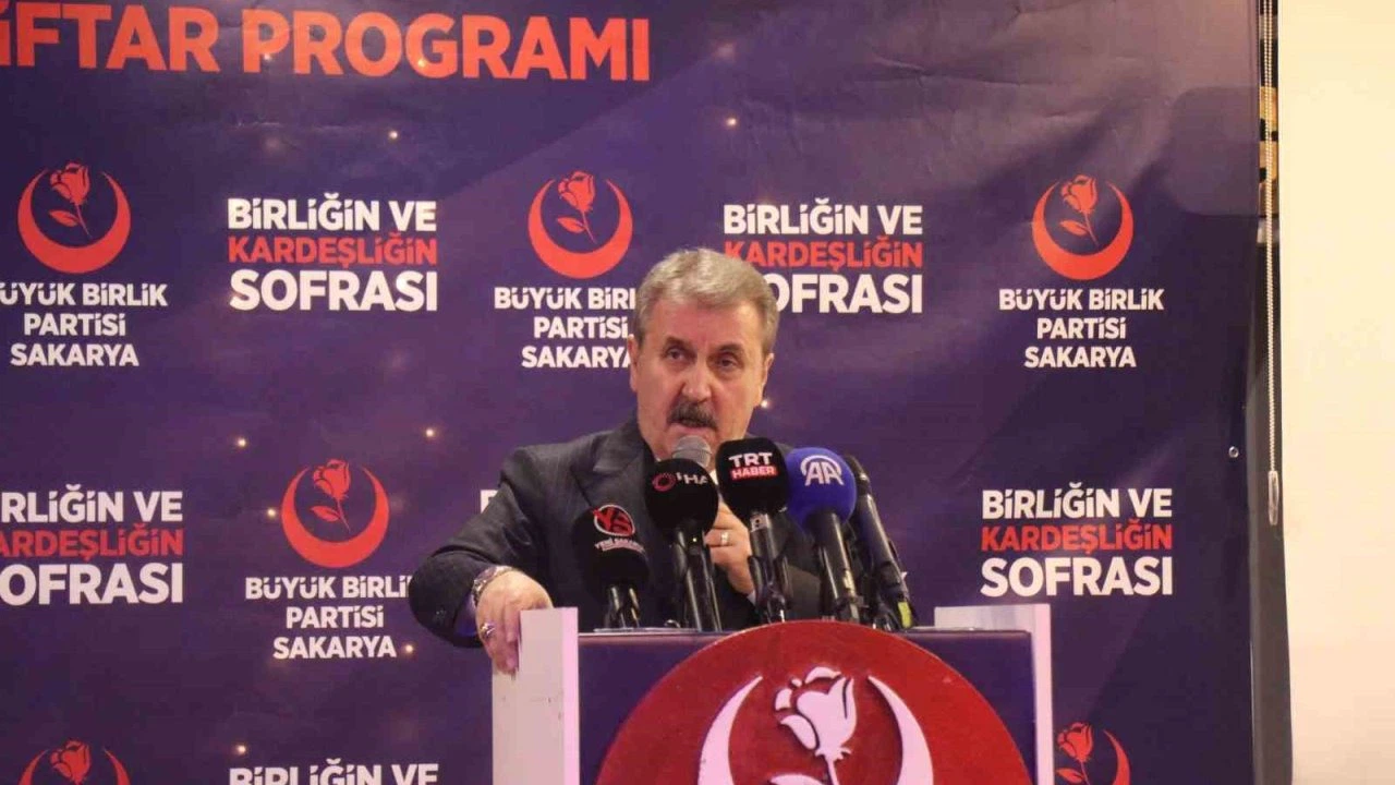 BBP Genel Başkanı Destici: "İşledikleri açık bir savaş suçudur ve mutlaka Trump da Netanyahu da yargılanmalıdır"